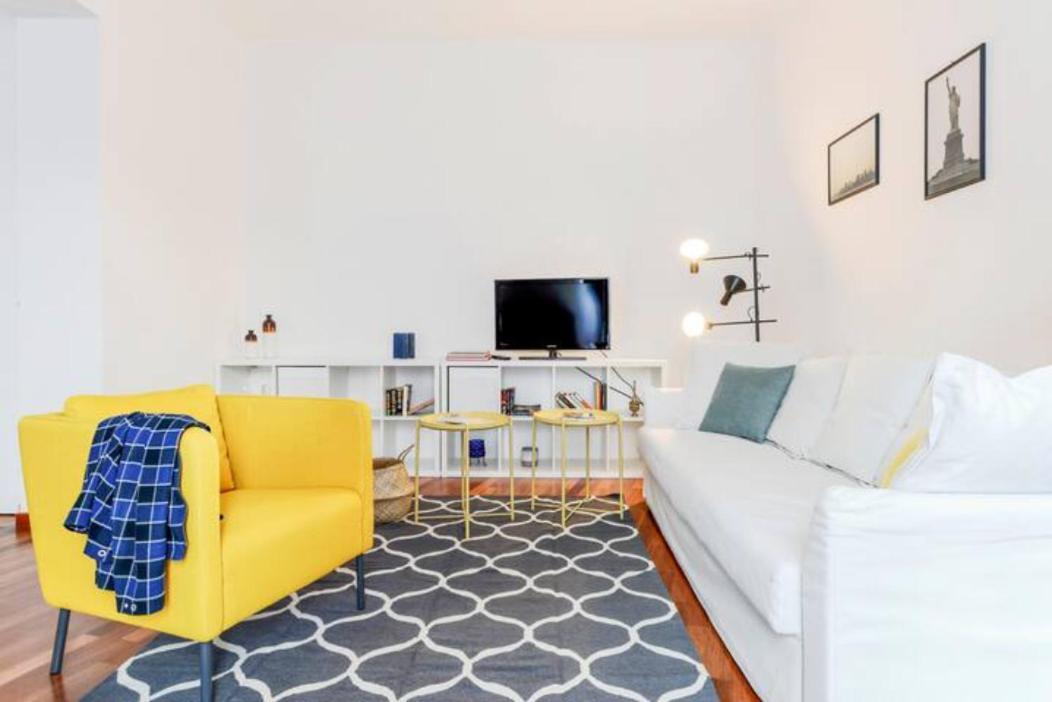 Pagano & Cenacolo Bright Apartment Milan Exterior photo